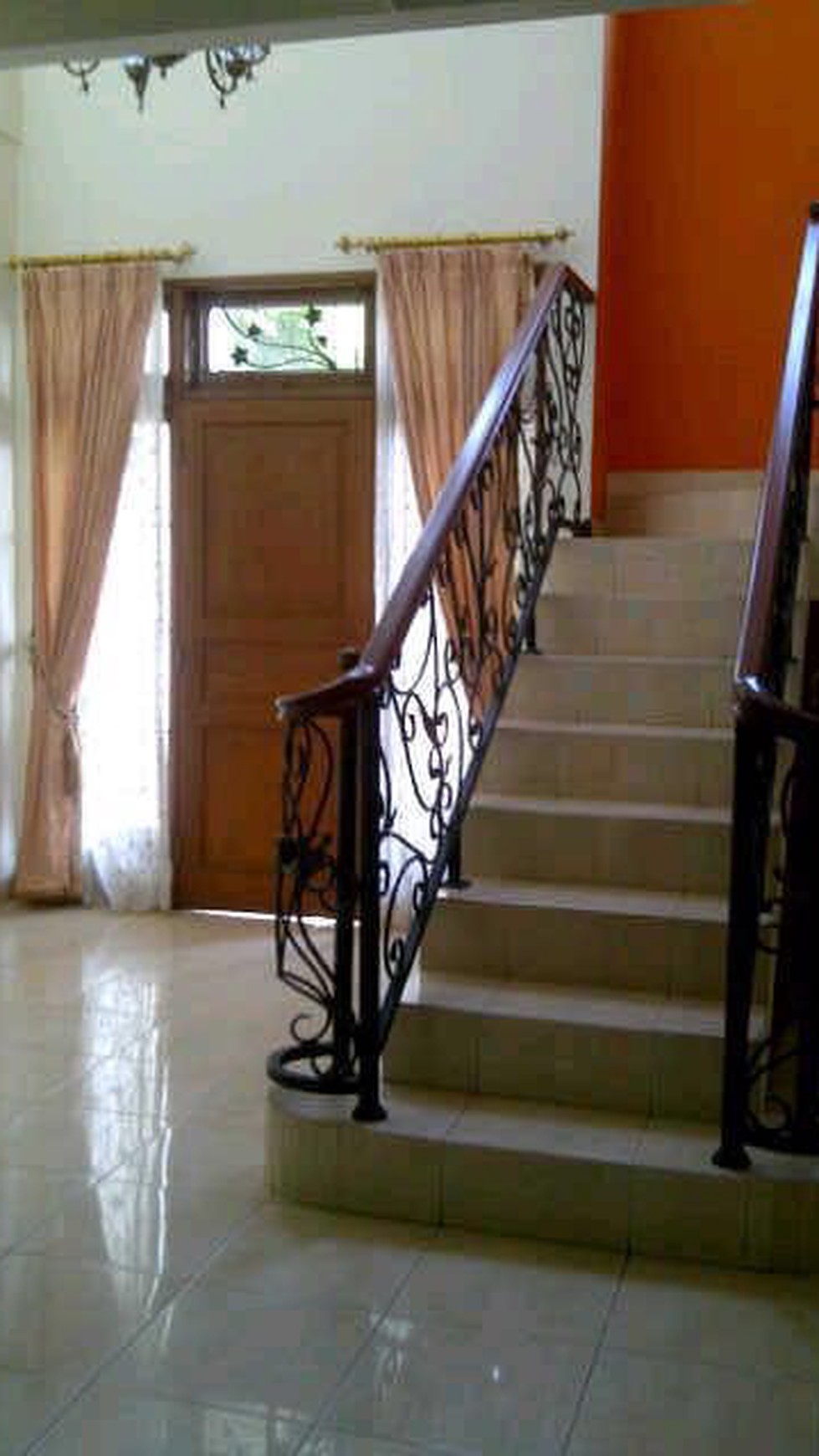 Rumah Siap Huni,strategis,Bagus di Bintaro 9