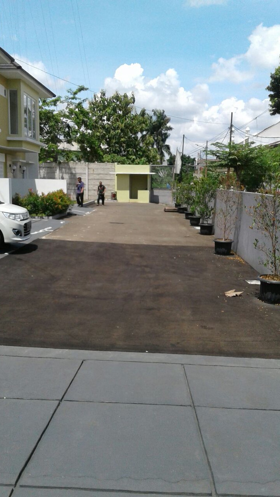 Rumah baru dibangun di Petukangan Selatan DKI Jakarta Selatan