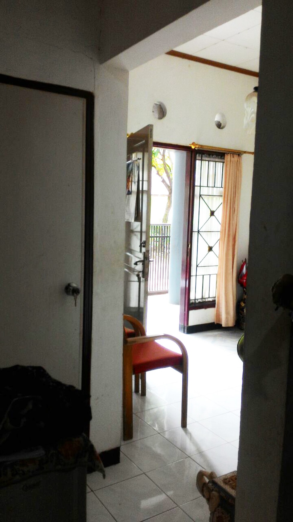 Dijua; Rumah Dalam Komplek di Sawangan