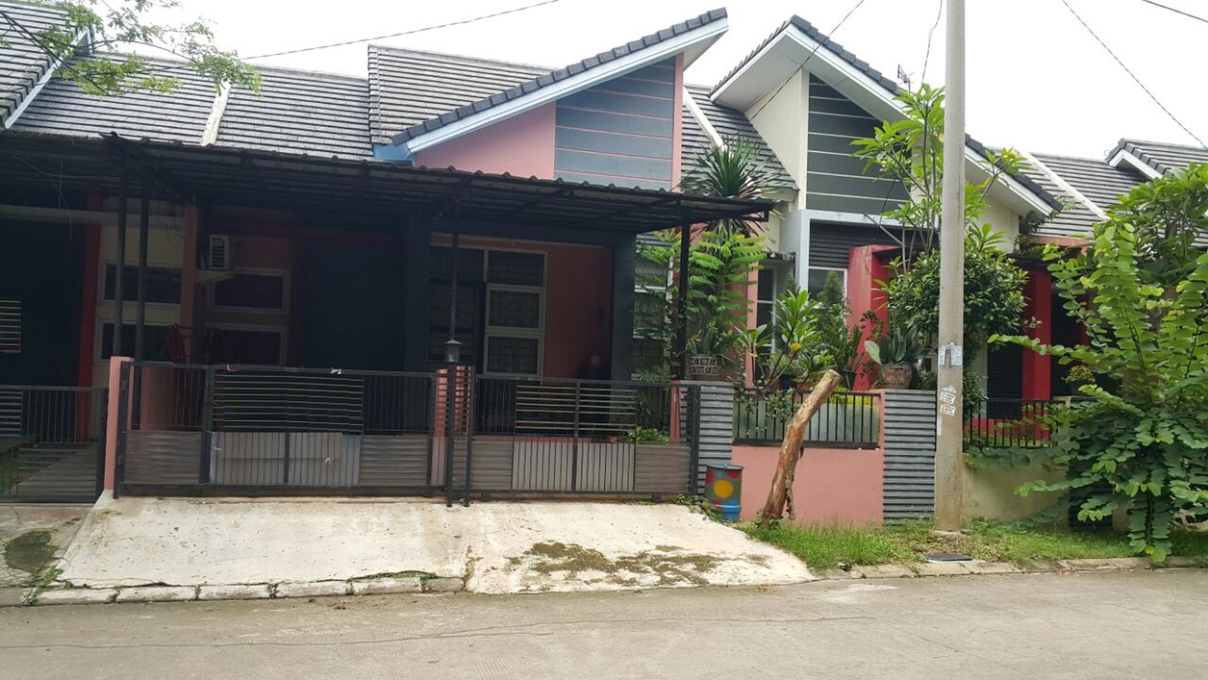 Rumah di Cendana Residence