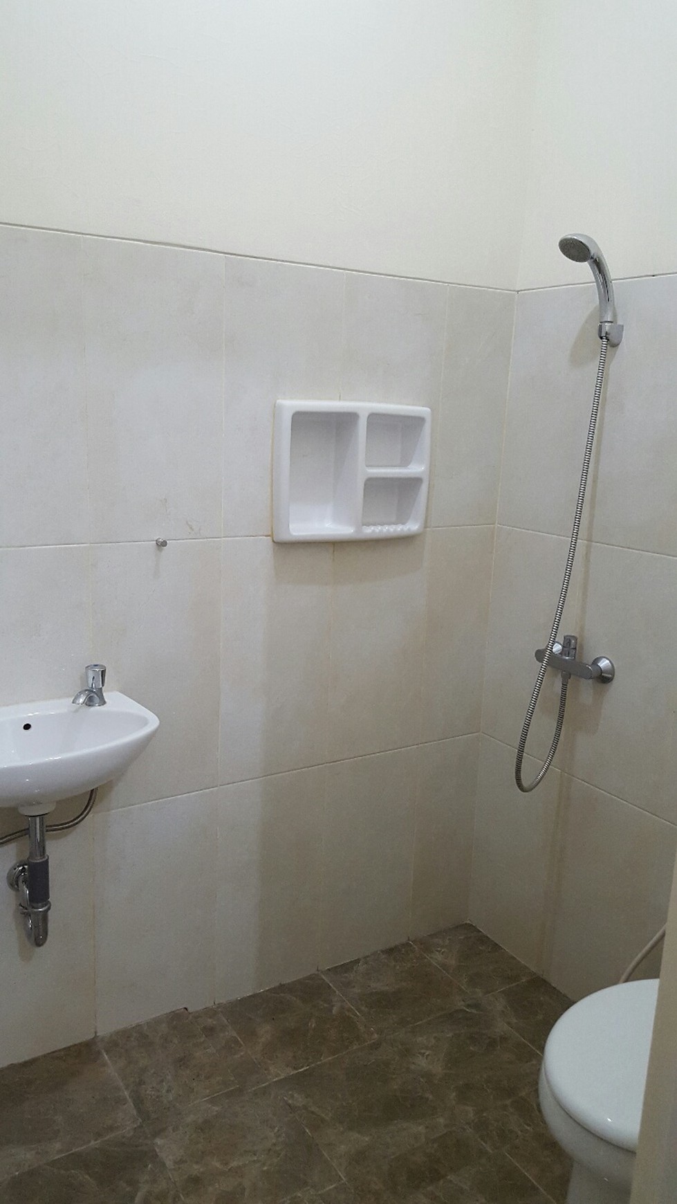 Disewakan Rumah Bagus di Taman Permata FF - Lippo Karawaci