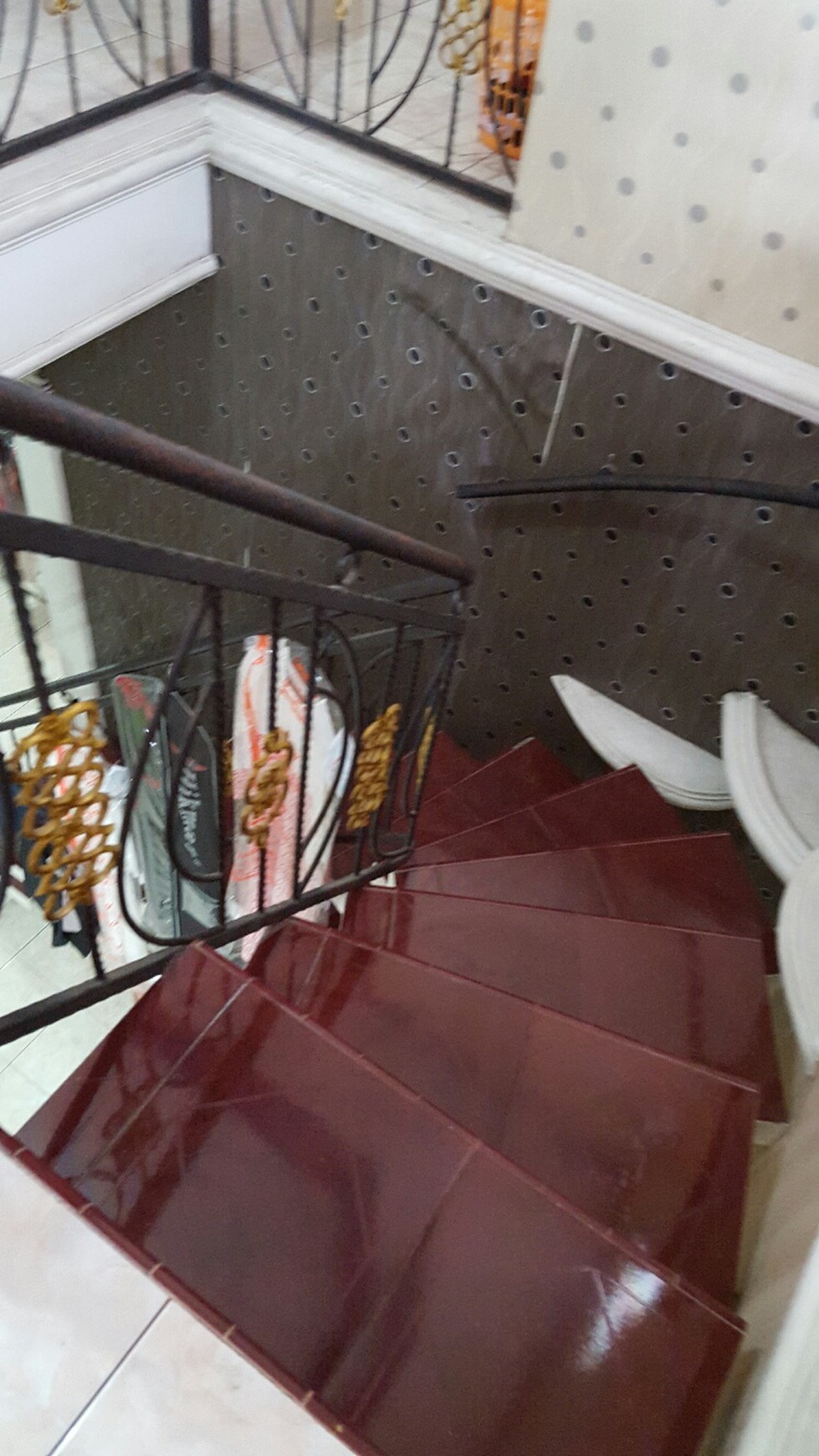 Dijual Rumah di Jl. Raya Harapan Kita - Karawaci