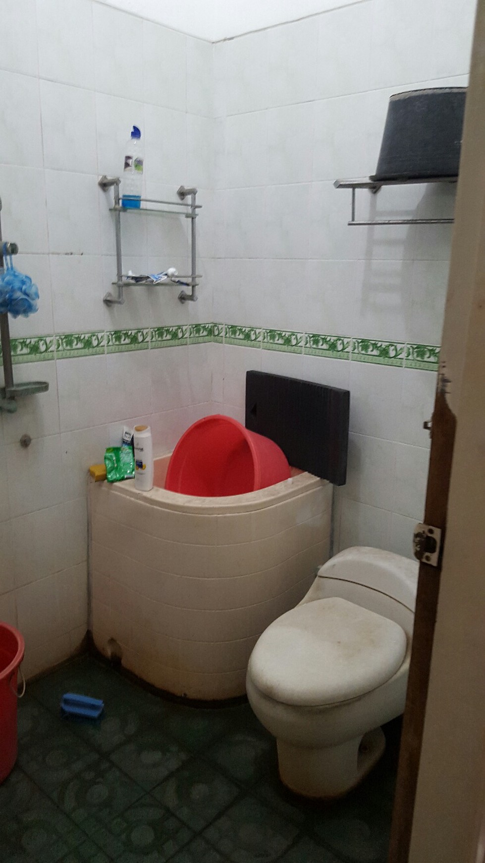 Dijual Rumah di Jl. Raya Harapan Kita - Karawaci