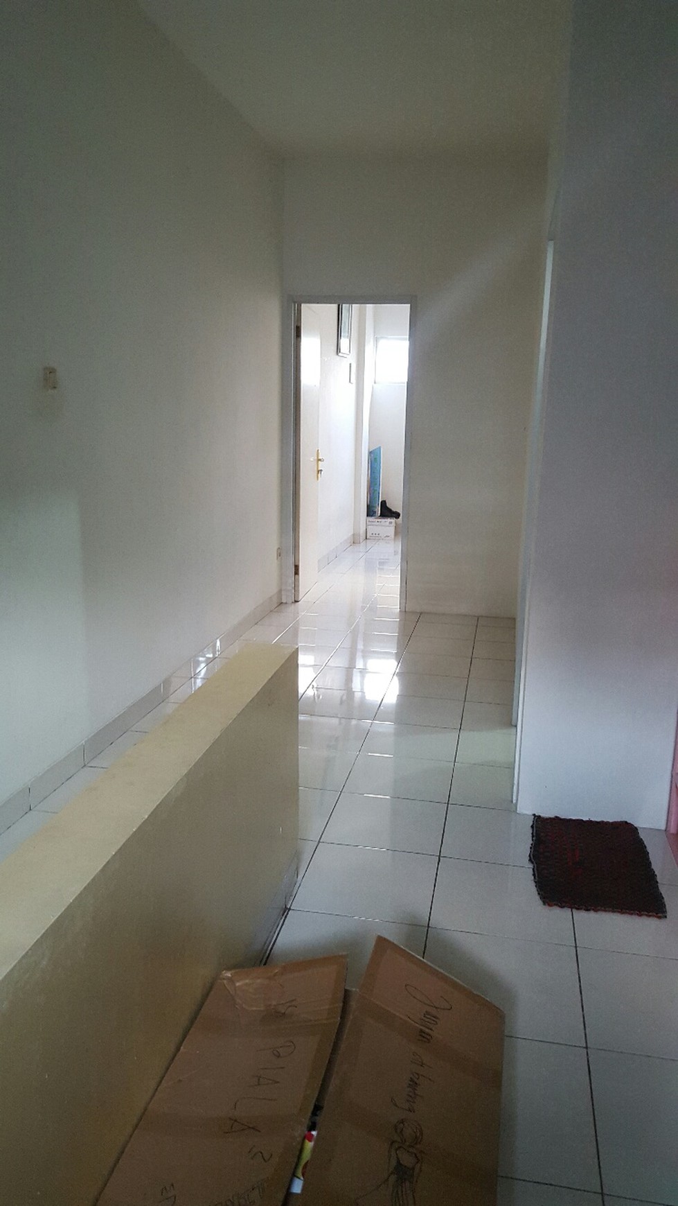 Disewakan Ruko Barcelona - Palem Semi, Karawaci