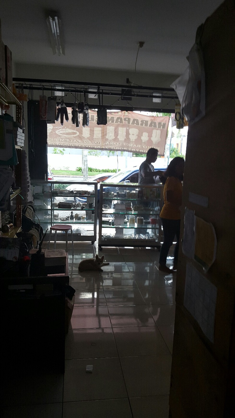 Disewakan Ruko Barcelona - Palem Semi, Karawaci