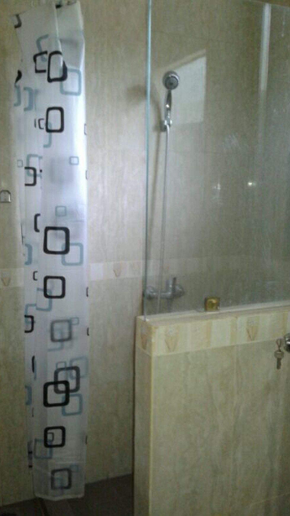 Disewakan Rumah di Taman Imam Bonjol - Lippo Karawaci