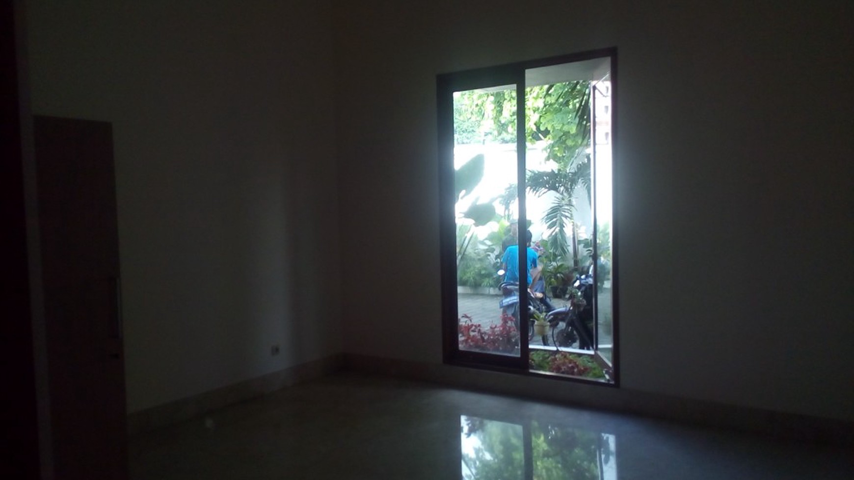 beautiful town house in the prime area of Kemang