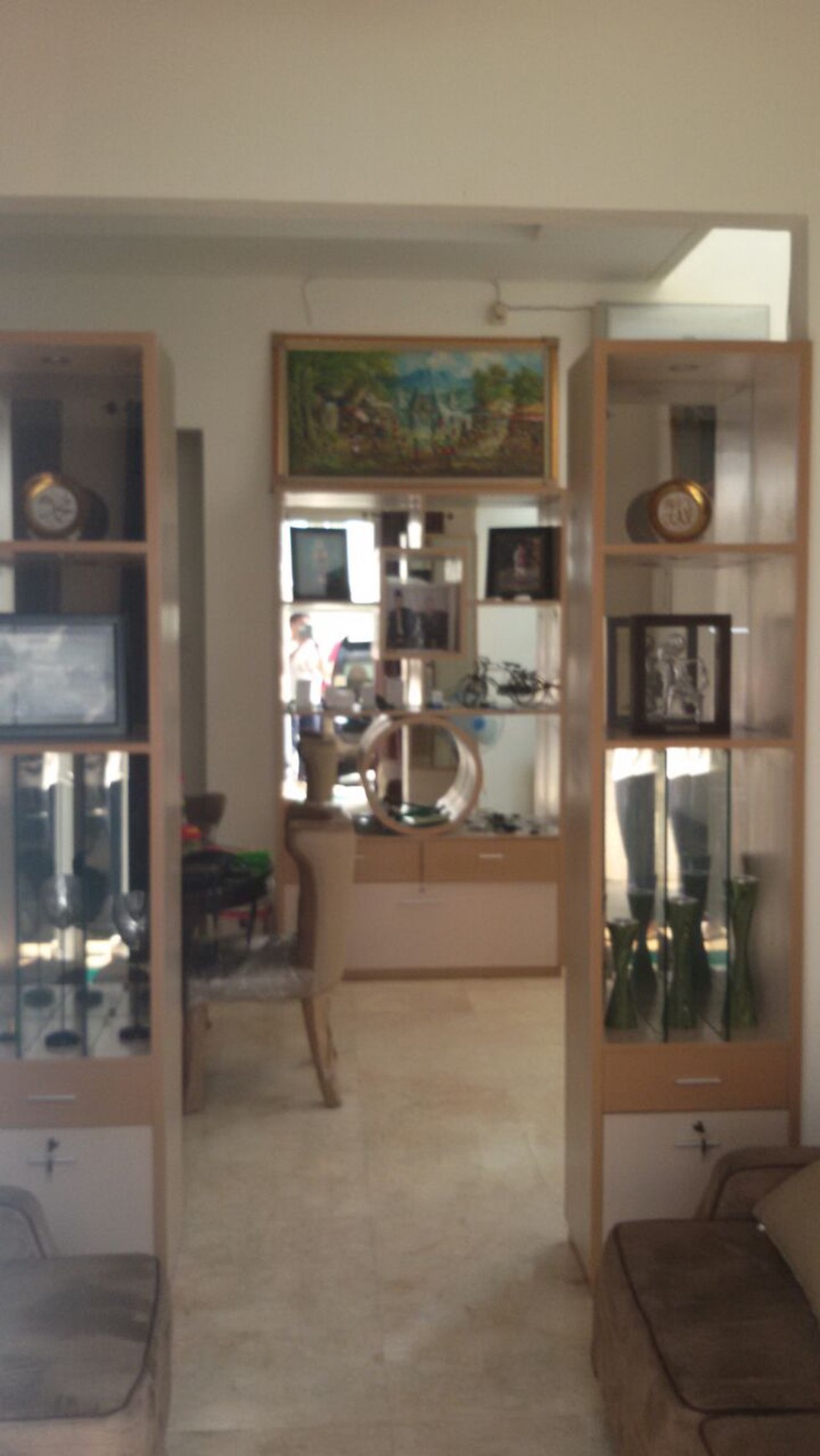 Rumah dalam cluster,securty 24 jam di Kampung utan