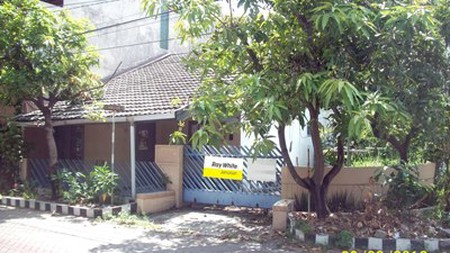 Rumah di Wisma Penjaringan Sari, Lokasi Hoek, row jalan lebar (D/Y)