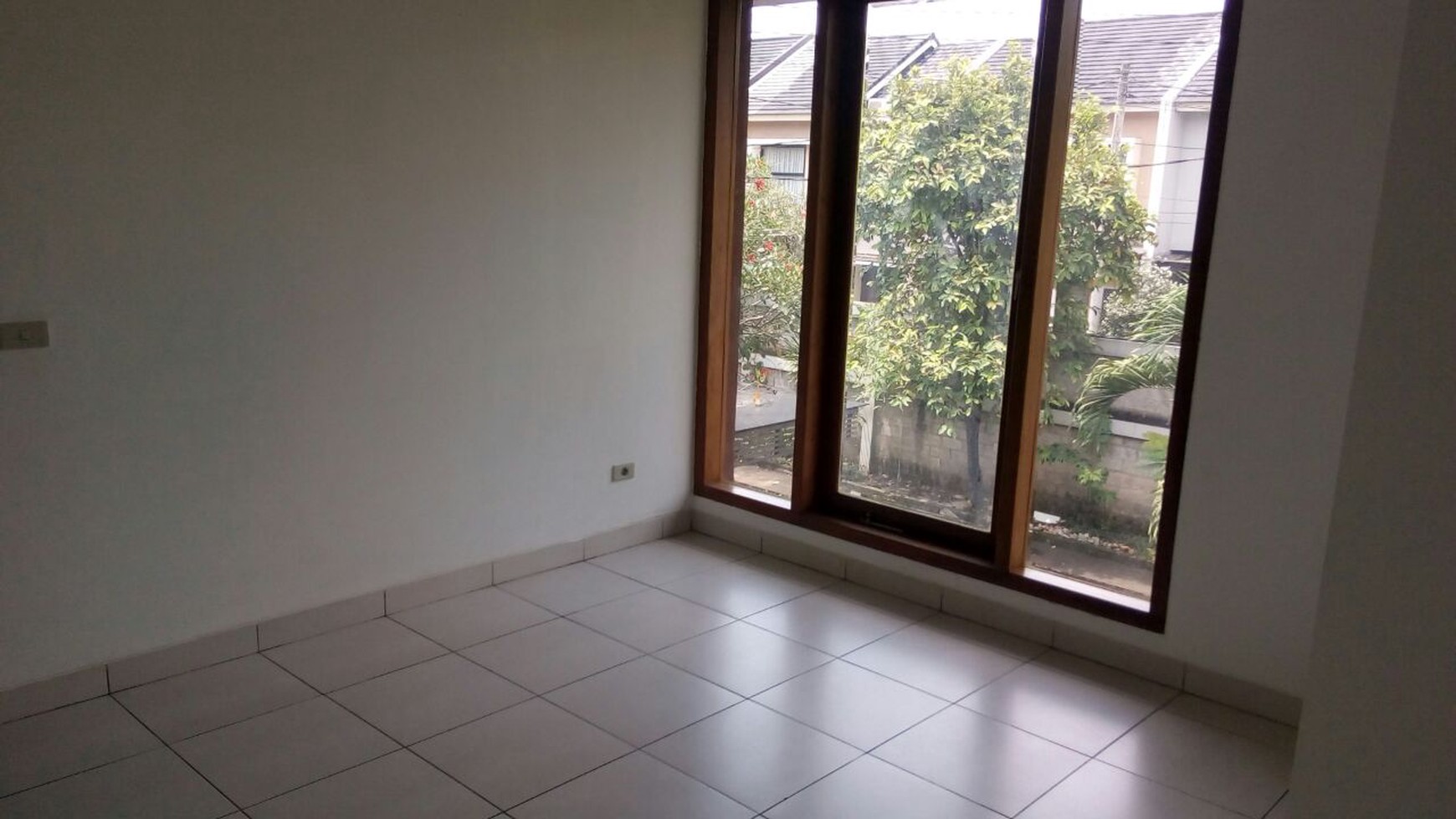 Rumah disewakan di Limo Depok