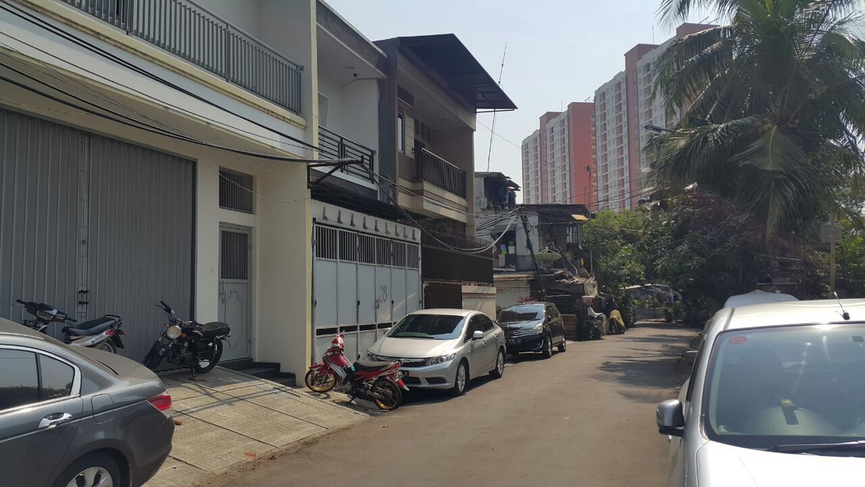 Rumah minimalis 2,5 Lantai, Fully Furnish ,Harga Nego diPademangan