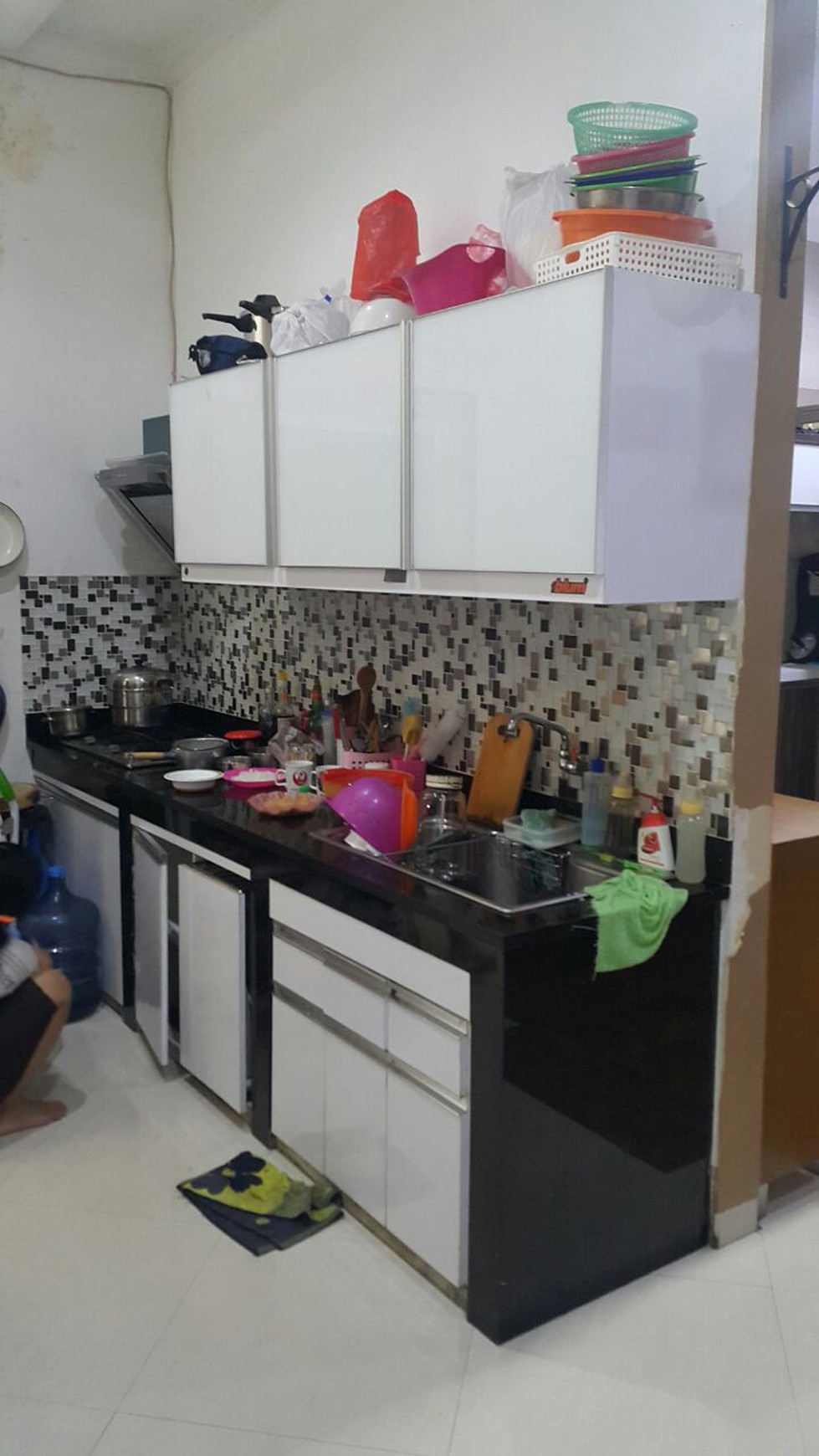 Rumah minimalis 2,5 Lantai, Fully Furnish ,Harga Nego diPademangan