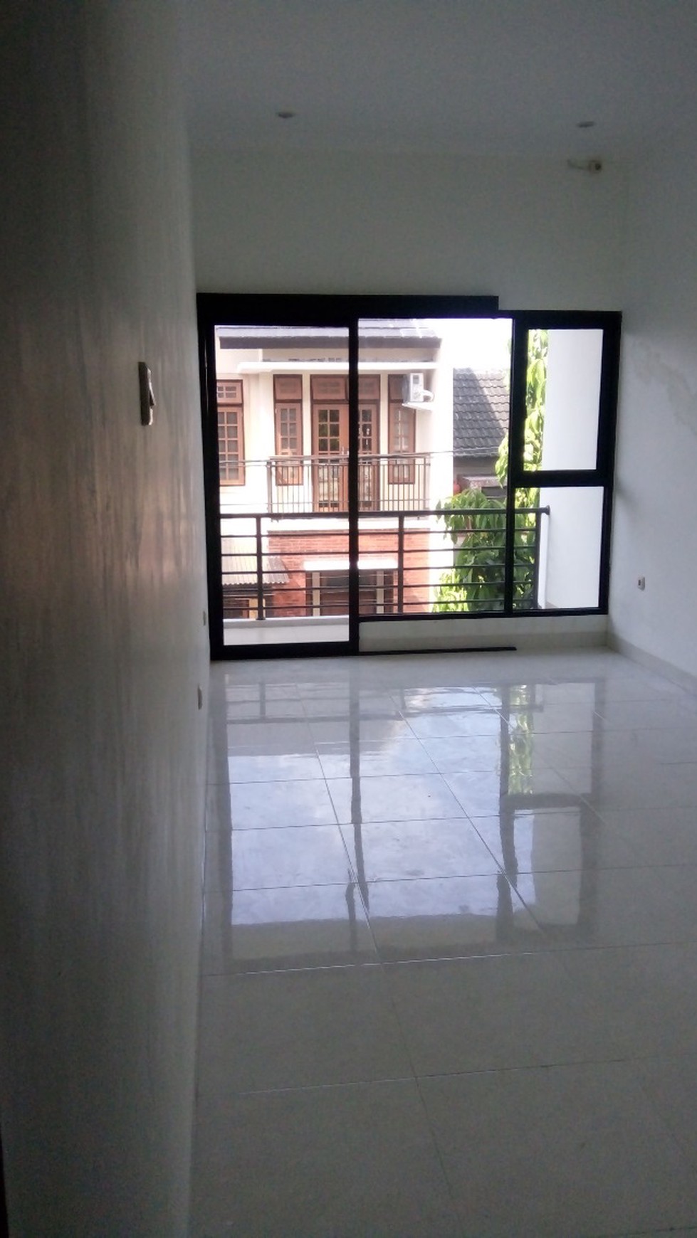 Dijual Rumah di Bintaro Carissa Graha Bintaro Sektor 9