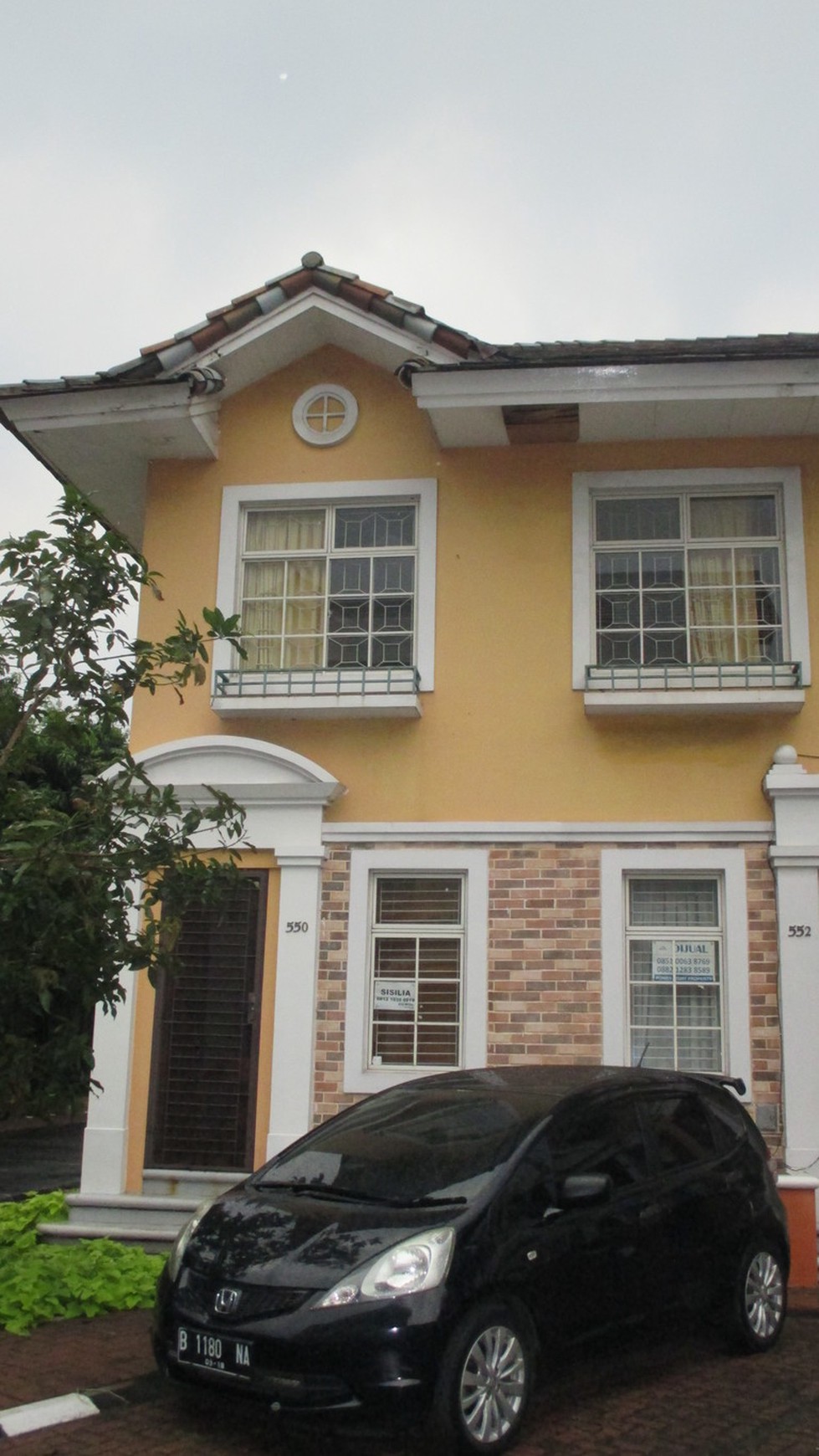 Disewakan Townhouse Taman Ayu Lantai 2 Semi Furnish - Lippo Karawaci