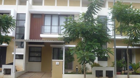 Dijual rumah bagus, strategis, fasilitas umum banyak, siap huni, keamanan 24 jam, cluster Lunaire Laverde, Serpong Park, Serpong