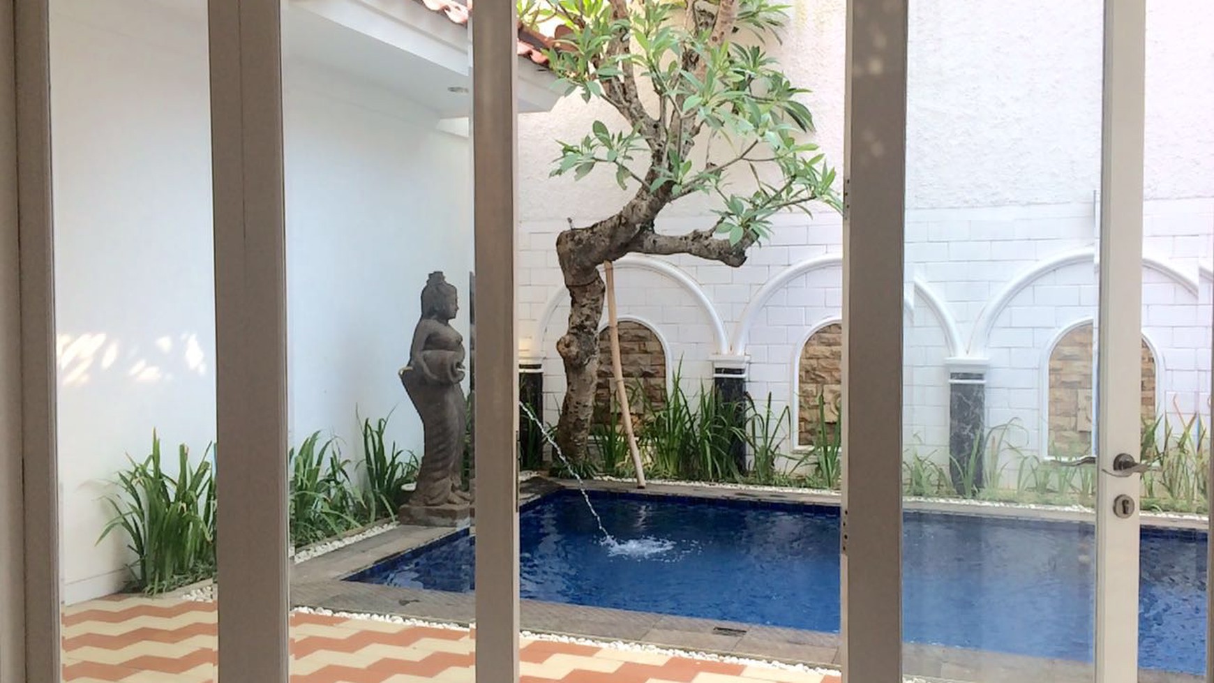 (sodl) RUMAH CANTIK DENGAN KOLAM RENANG PRIBADI - GRAHA TAMAN BINTARO 9 #EU