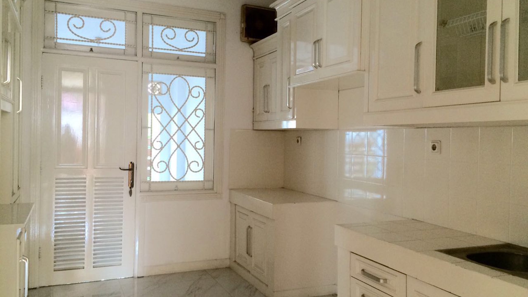 (sodl) RUMAH CANTIK DENGAN KOLAM RENANG PRIBADI - GRAHA TAMAN BINTARO 9 #EU