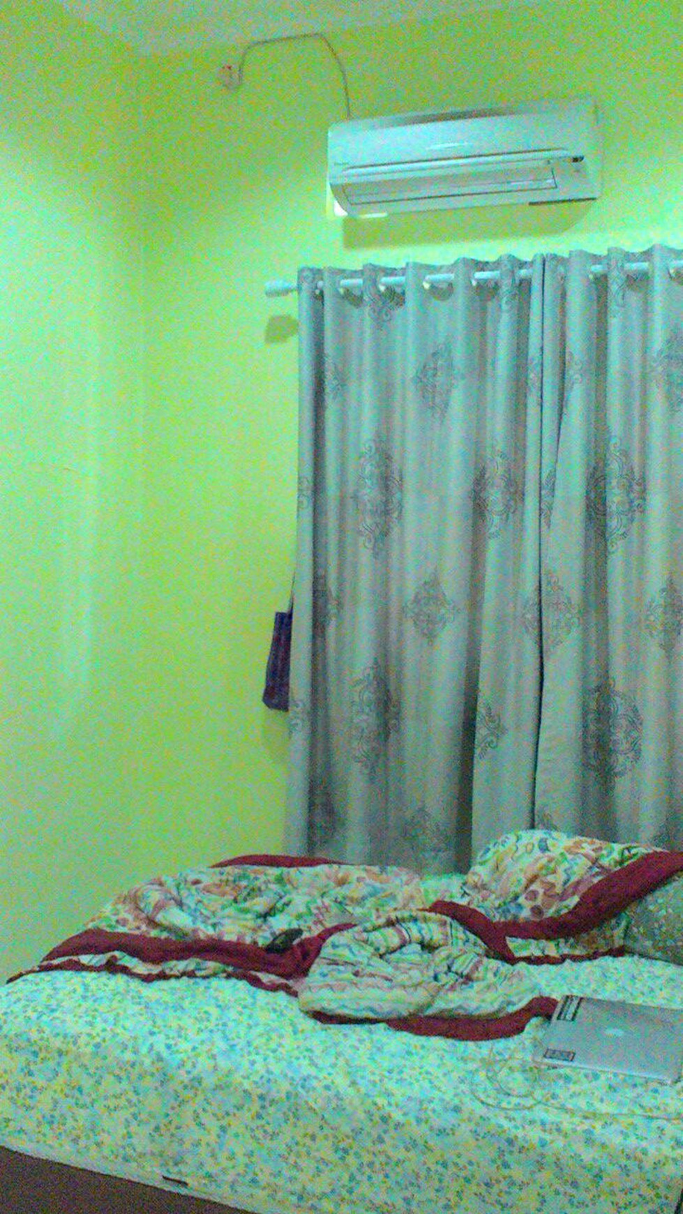 Dijual Rumah dekat Giant Villa Melati, strategis, harga bagus, siap huni, Villa Melati Mas, Serpong Tangerang Selatan