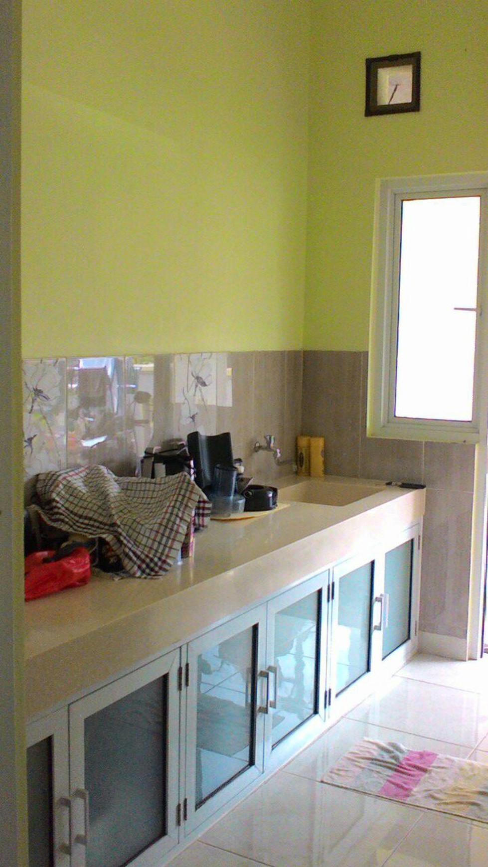 Dijual Rumah dekat Giant Villa Melati, strategis, harga bagus, siap huni, Villa Melati Mas, Serpong Tangerang Selatan