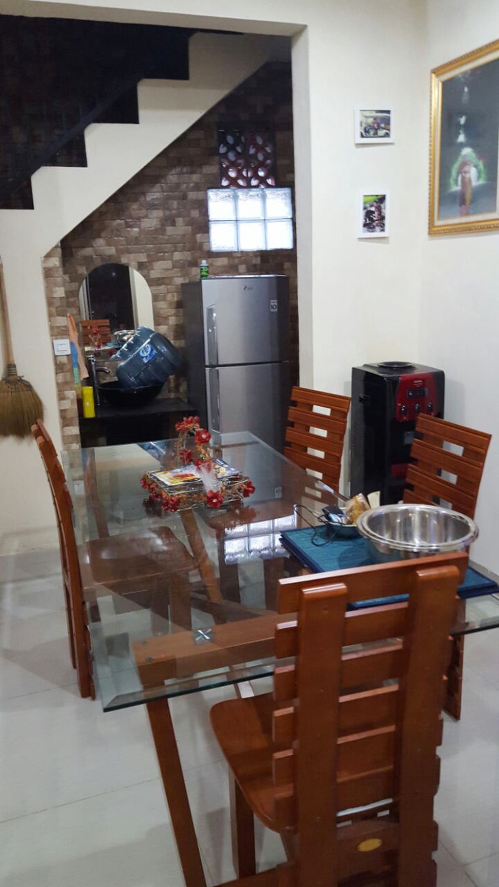 Dijual rumah bagus, siap huni di daerah depok grand residence