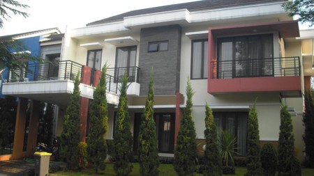 Rumah Cantik Siap Huni di The Green BSD