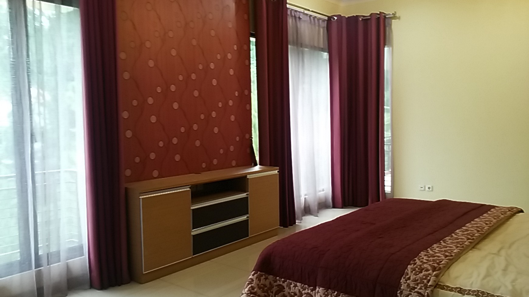 Rumah Cantik Siap Huni di The Green BSD