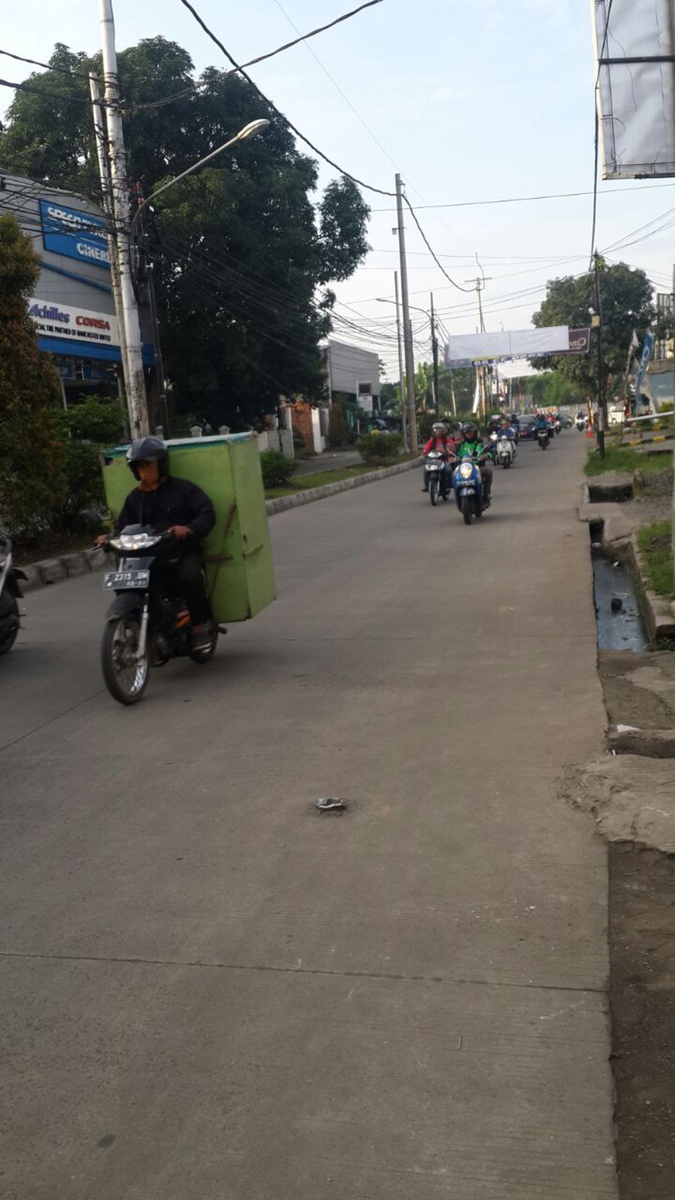 Tanah dengan akses mudah di Cinere