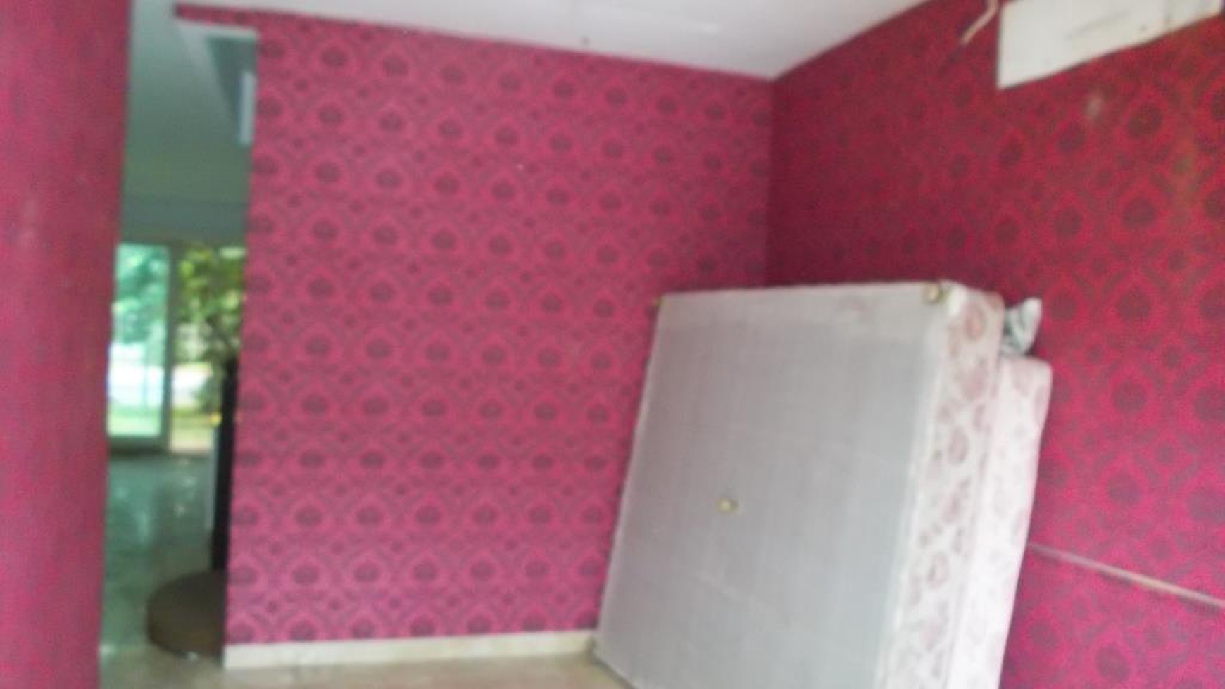 beautiful town house in the prime area of Kemang