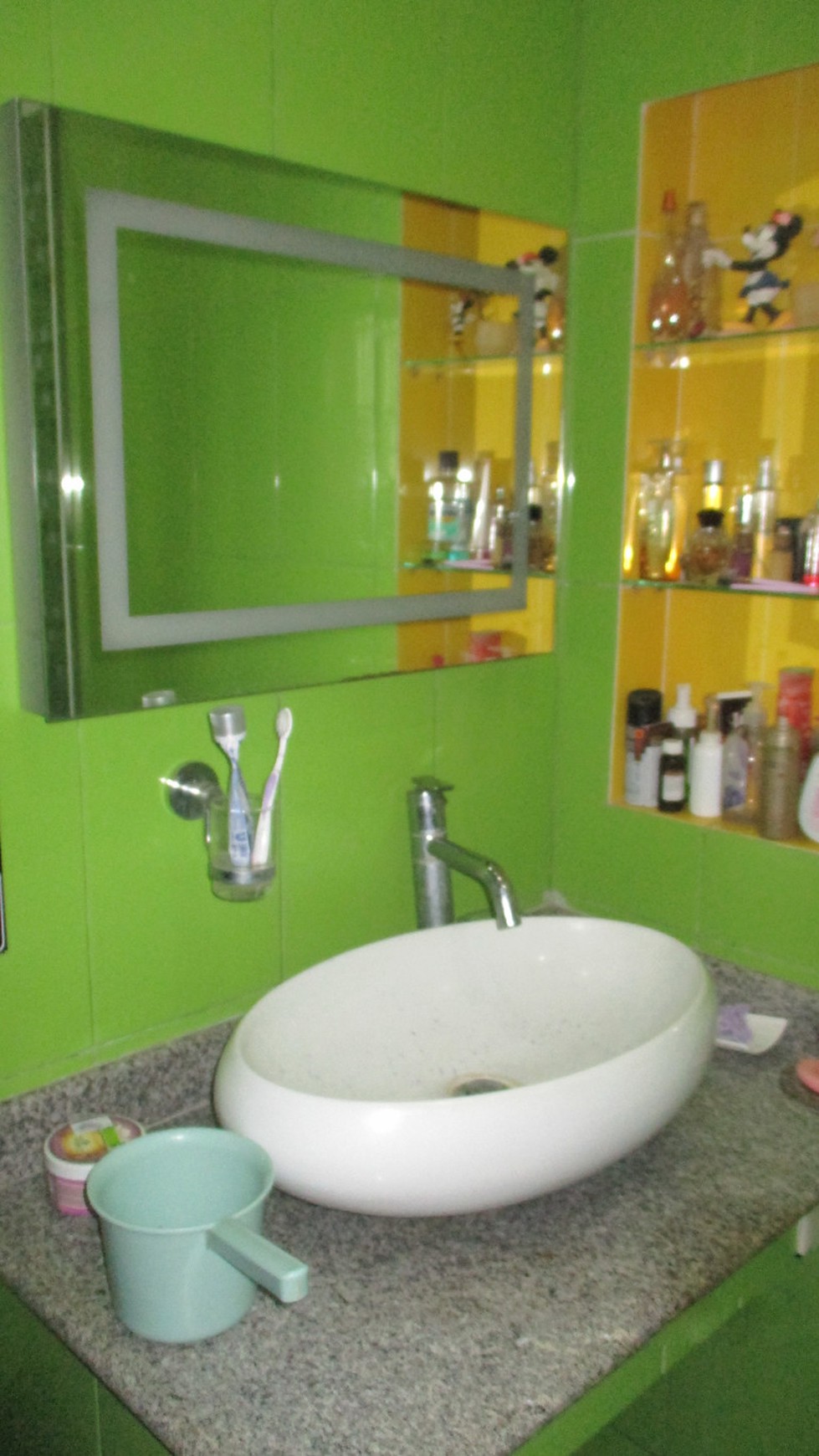 RUMAH ASRI PLUS FURNITURE DI JL. KALIURANG KM13.5, NGAGLIK, SLEMAN
