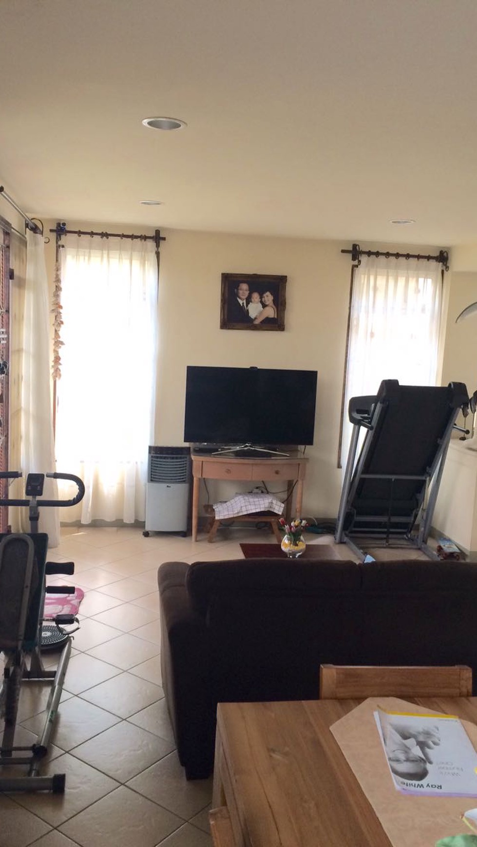 Dijual Rumah di Taman Kalimantan - Lippo Karawaci