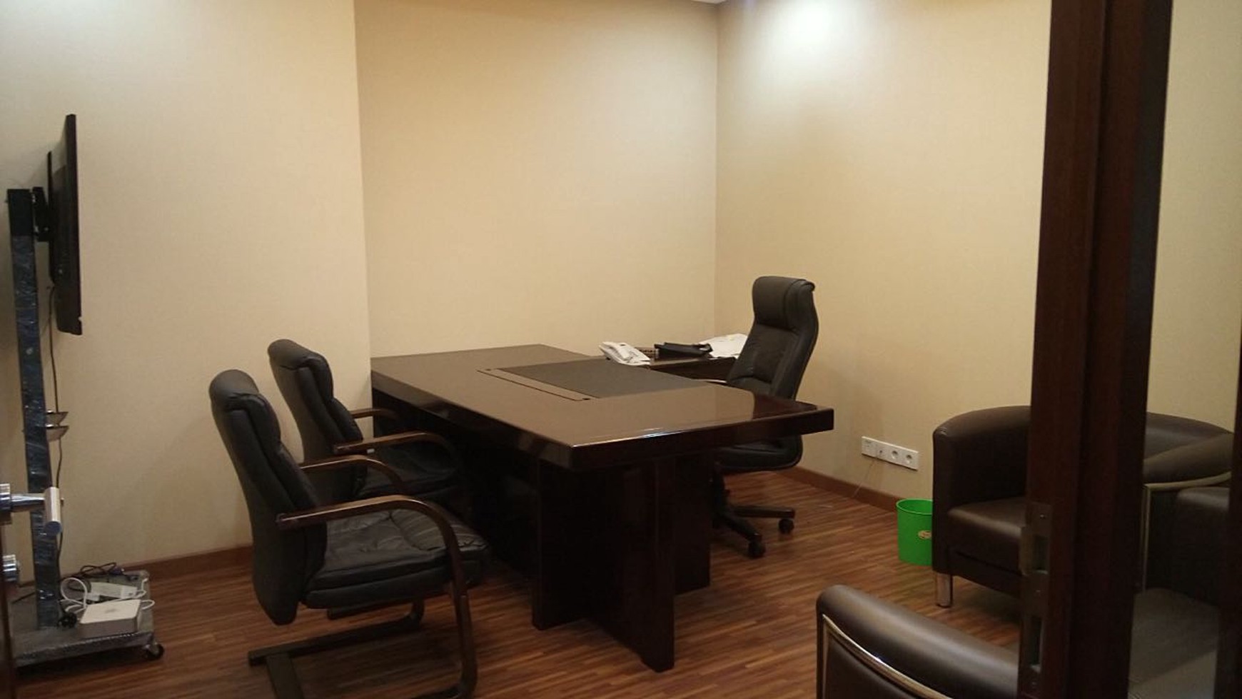 Office Space Gandaria 8