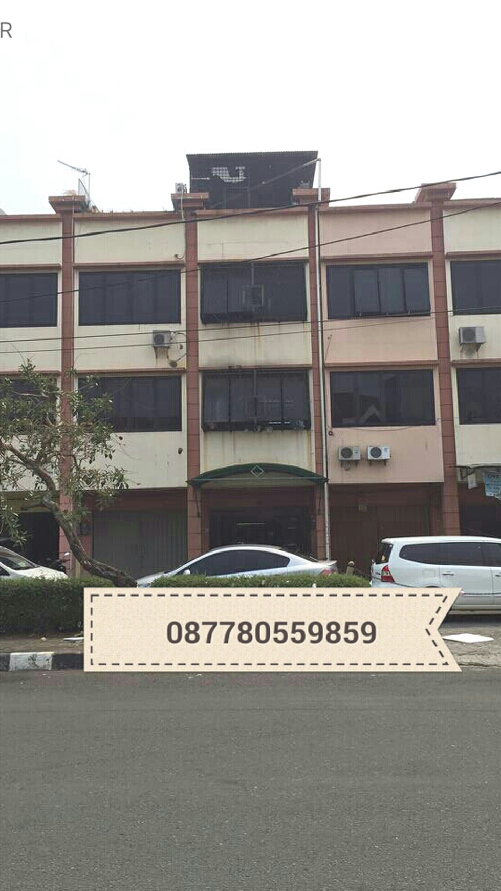 Dijual Cepat Ruko 3.5 Lantai di Kompleks Ruko Daan Mogot Baru