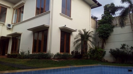 beautiful town house in the prime area of Kemang