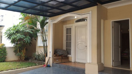 Dijual Rumah BSD , dekat sekolah Al-Azhar & Eka Hospital, Bergaya English Classic