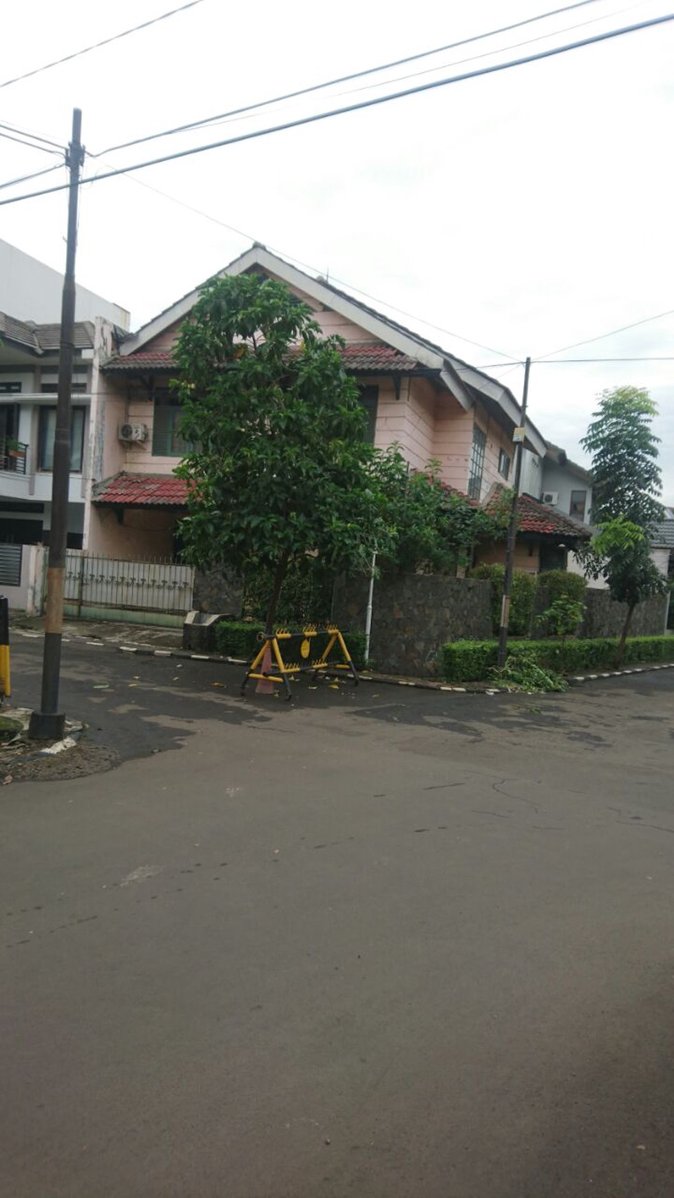 Rumah Siap Huni,Nyaman di Bintaro 3a