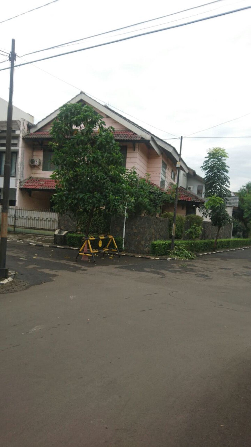 Rumah Siap Huni,Nyaman di Bintaro 3a