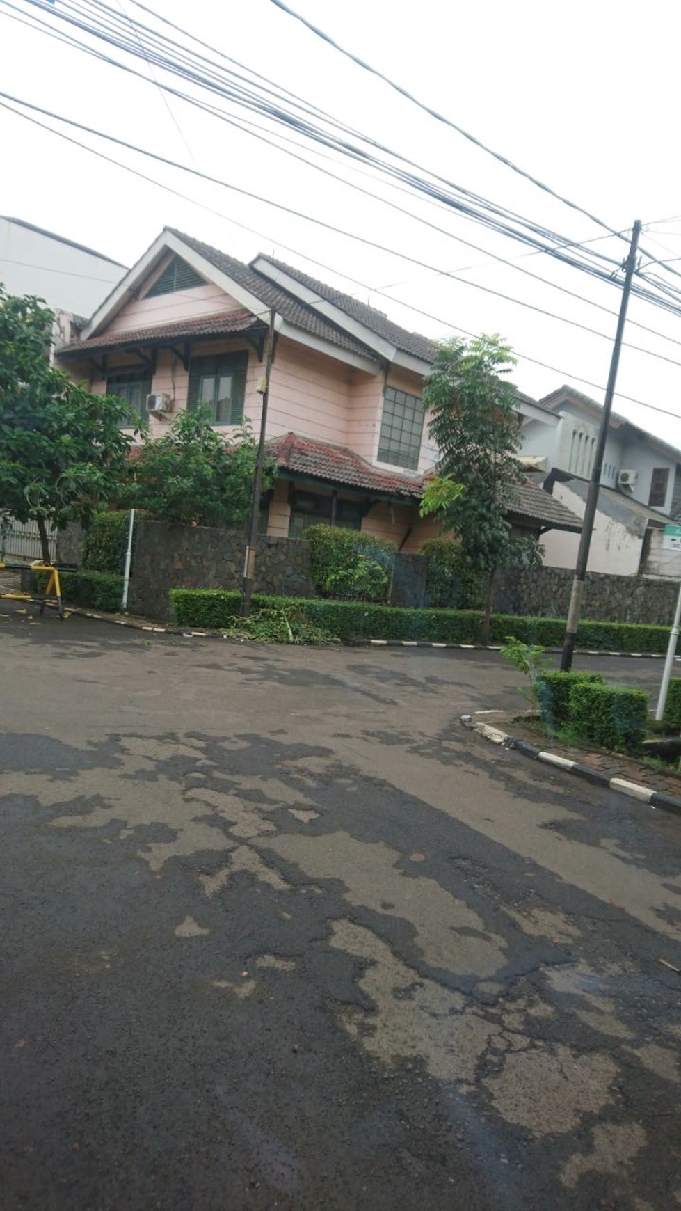 Rumah Siap Huni,Nyaman di Bintaro 3a