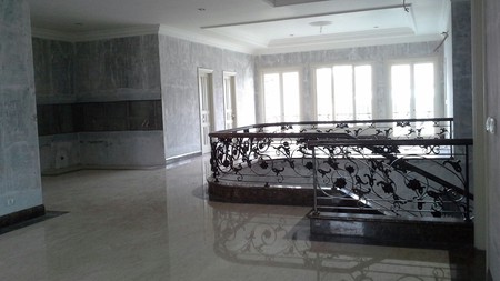 beautiful house in the prime area of Pondok Indah