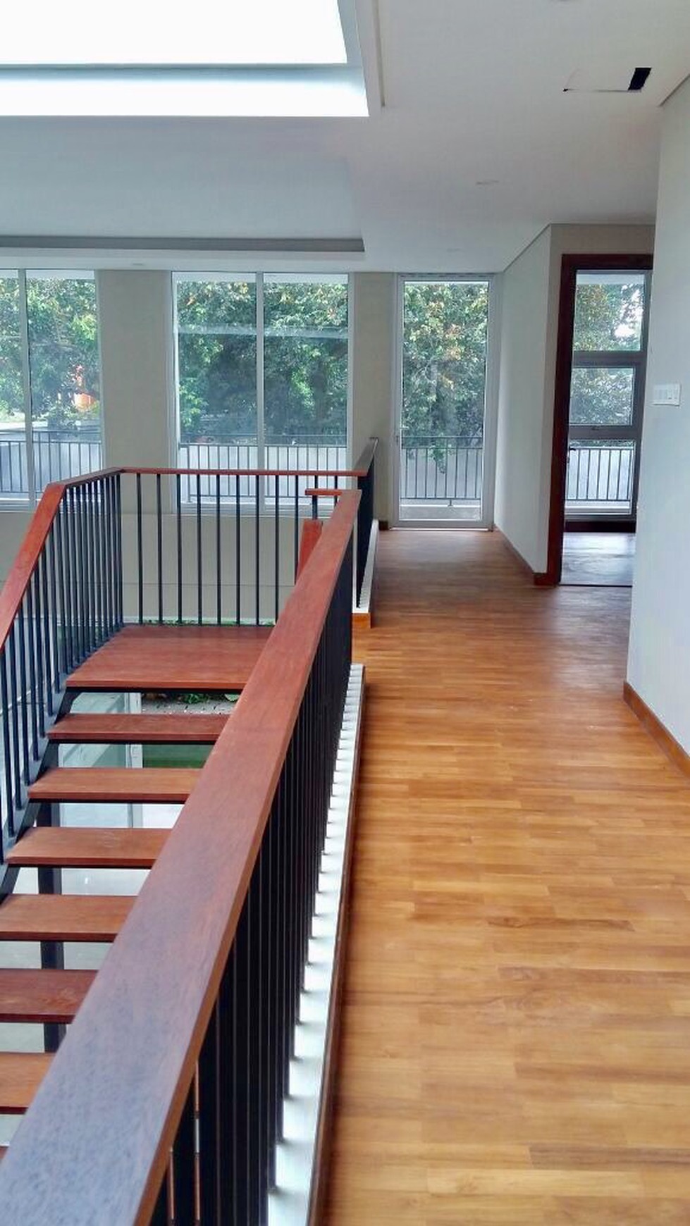 BRAND NEW BRIGHT MODERN MINIMALIST HOUSE IN KEMANG #ev