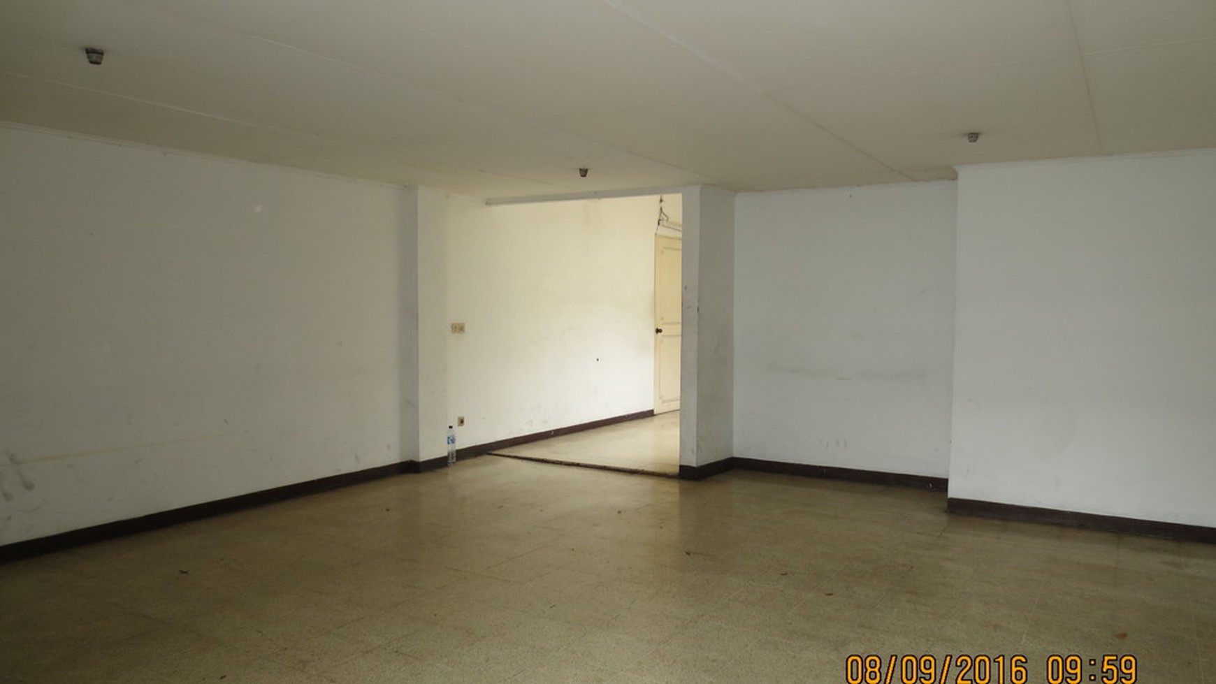 Rumah Hitungan Tanah di Kemang