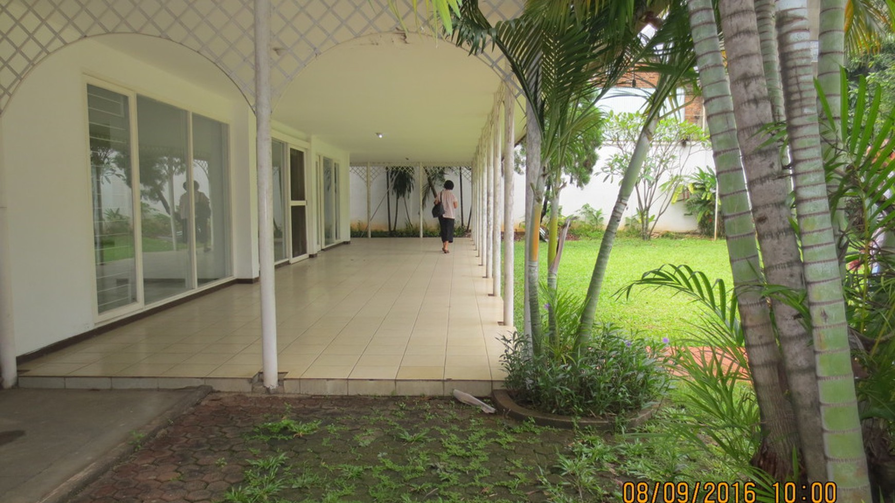 Rumah Hitungan Tanah di Kemang