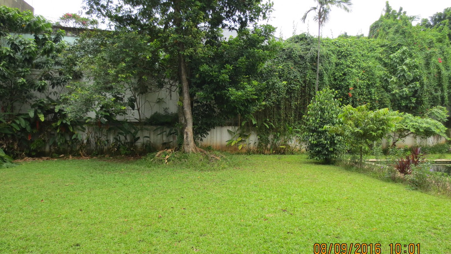 Rumah Hitungan Tanah di Kemang