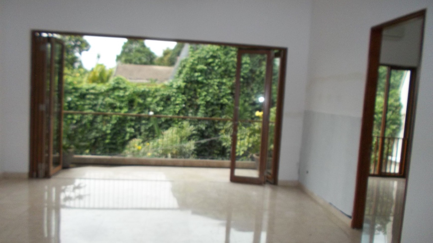 Beautiful Town House at the heart of Kemang, South Jakarta, is ready to rent