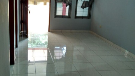 Rumah Siap Huni,Lingkungan Tenang di Bintaro Sektor 1
