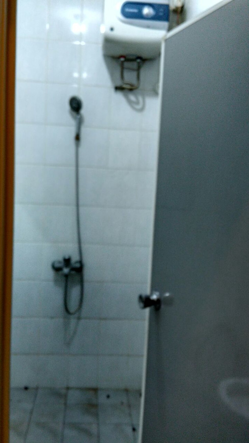 Rumah Siap Huni,Lingkungan Tenang di Bintaro Sektor 1