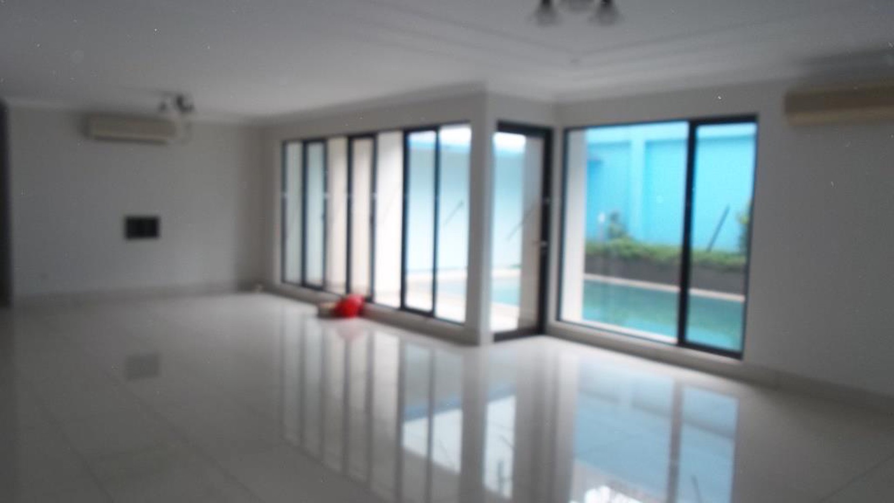 Amazing house for rent in prime area of Pondok Indah