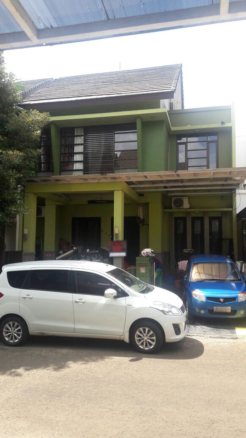 Rumah Nyaman dan Siap Huni di Kawasan Cluster Emerald, Bintaro