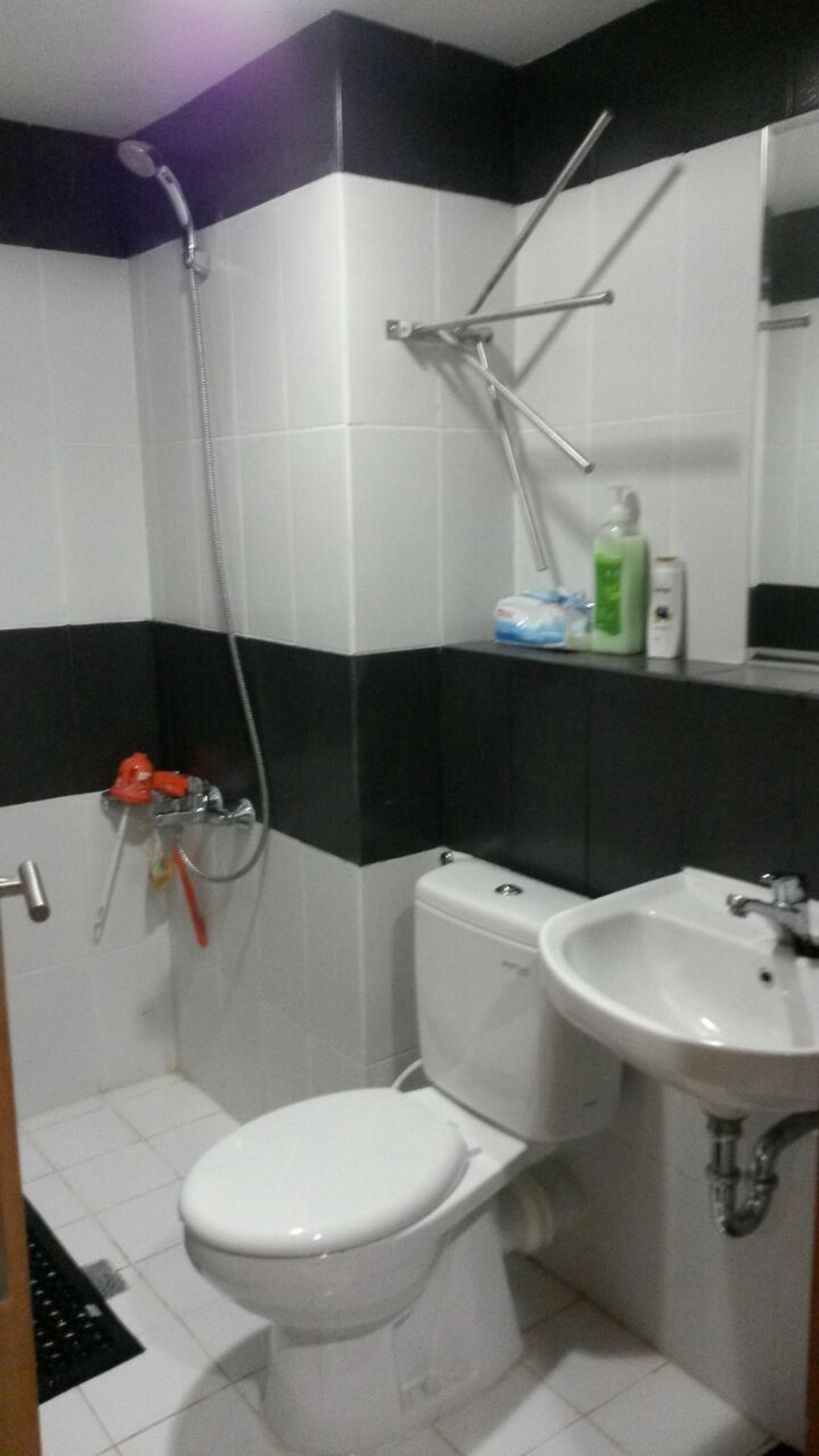 Apartemen 2 BR Full Furnised di CInere Belluvue