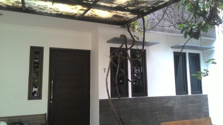 Disewakan Rumah Cantik Di Lokasi Bagus Dan Nyaman