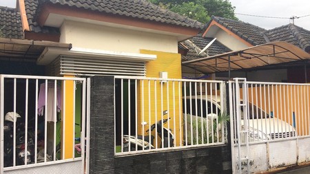 HUNIAN MINIMALIS PERUM GRIYA KARTIKA, BERBAH, SLEMAN.